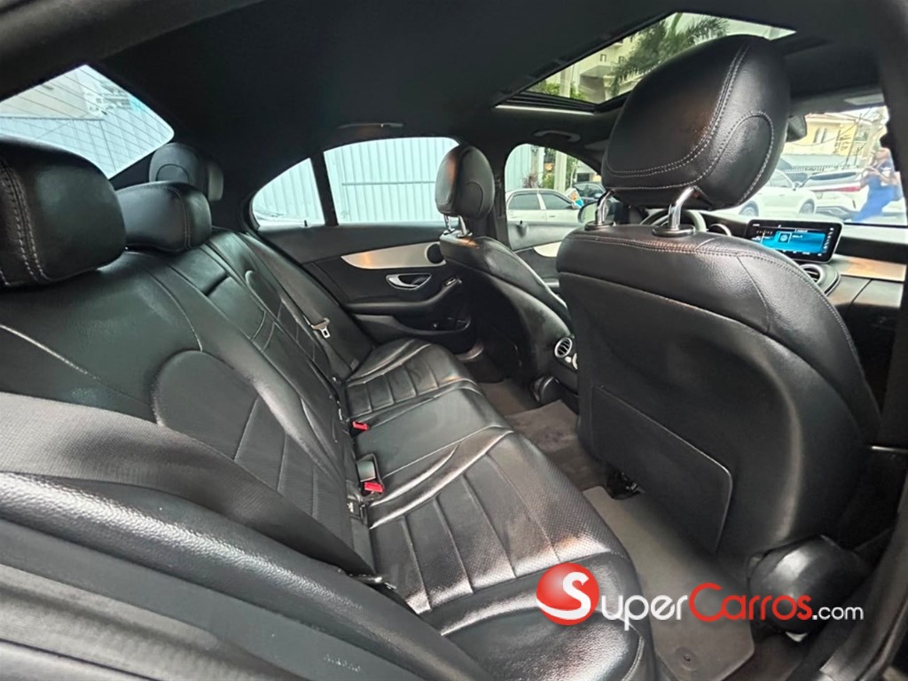 2020 Mercedes-Benz Clase C 300 — foto 9 / 12