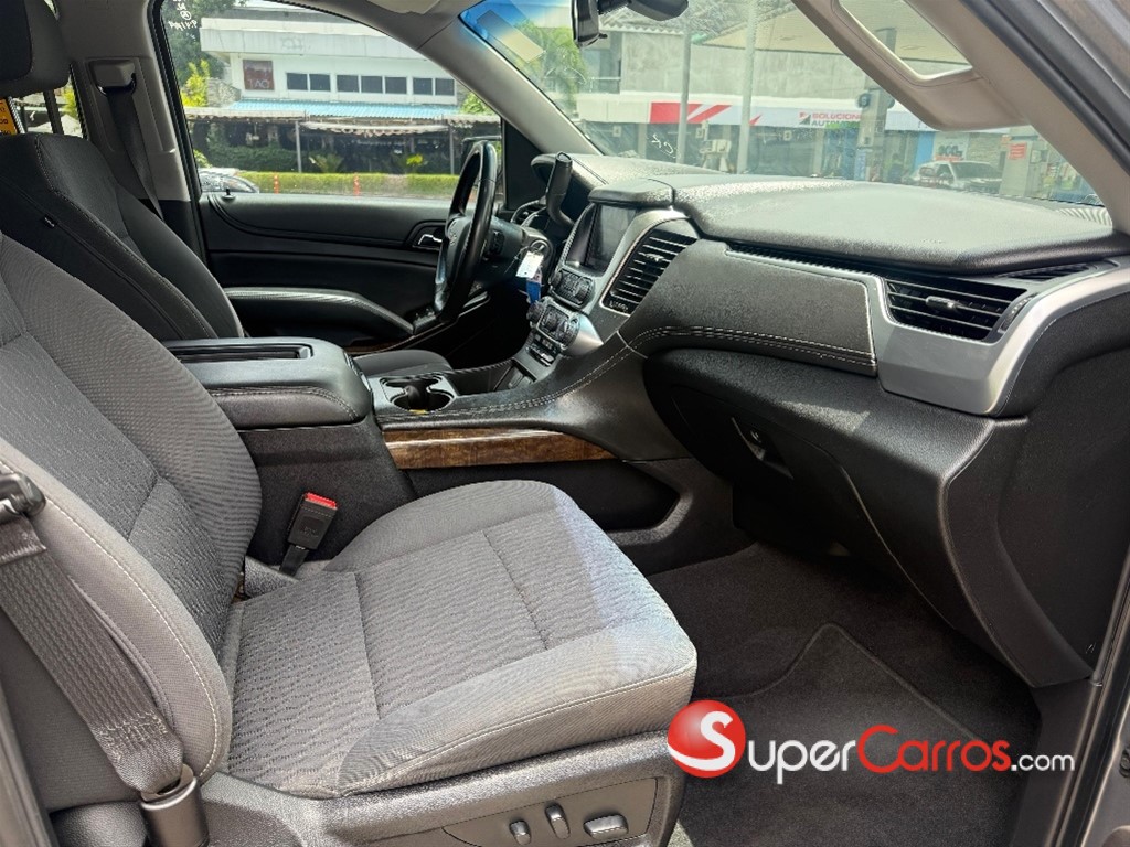 2020 Chevrolet Tahoe LS — foto 6 / 9