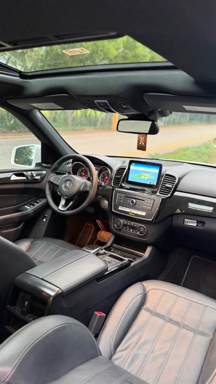 2017 Mercedes-Benz Clase ML 350 — foto 8 / 10