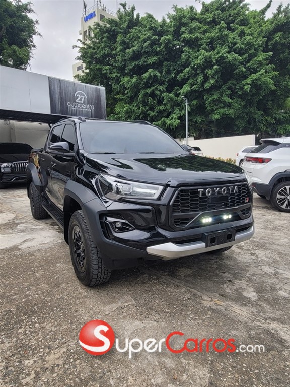 2025 Toyota Hilux GR Sport