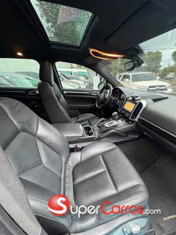 2012 Porsche Cayenne — foto 10 / 11