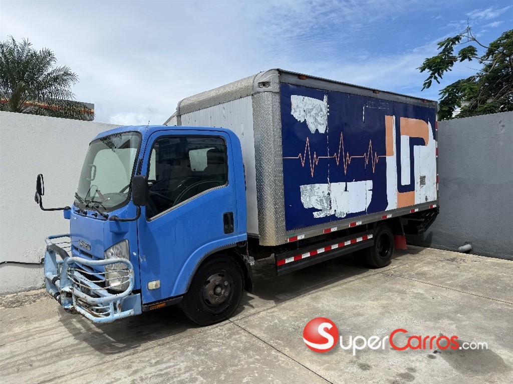 2011 Isuzu NPR 18 Pies