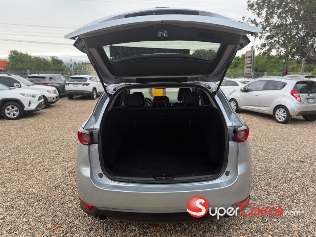 2021 Mazda CX-5 Touring — foto 2 / 11