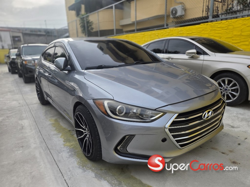 2017 Hyundai Elantra — foto 3 / 10