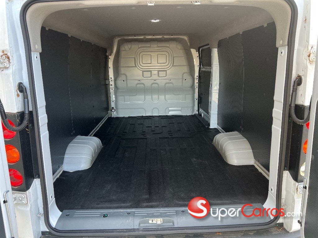 2026 Farizon V6E Van Cargo — foto 11 / 12