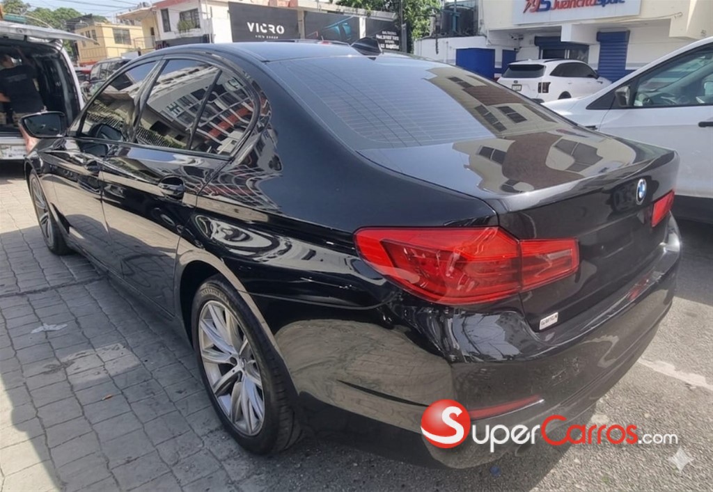 2019 BMW Serie 5 520i