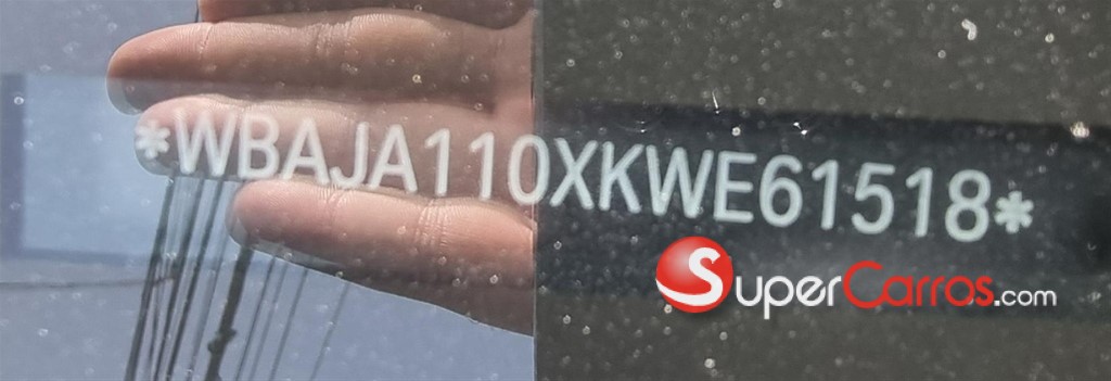 2019 BMW Serie 5 520i — foto 10 / 12