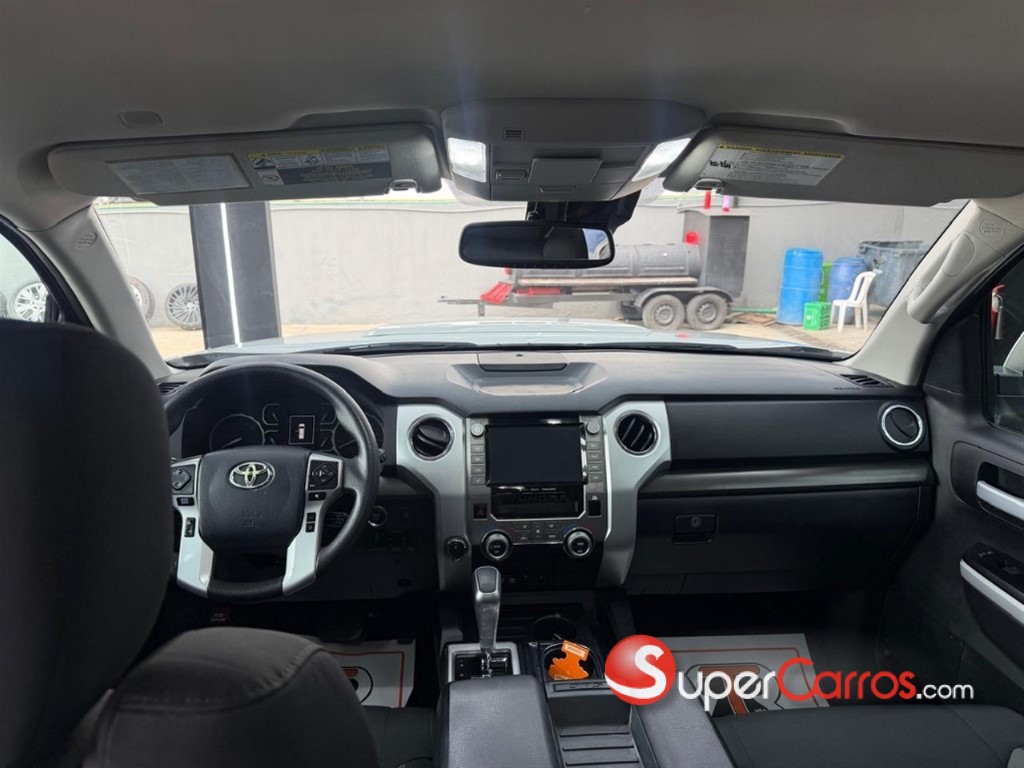 2020 Toyota Tundra SR5 — foto 3 / 12