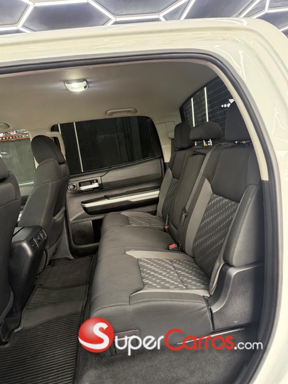 2020 Toyota Tundra SR5 — foto 4 / 12