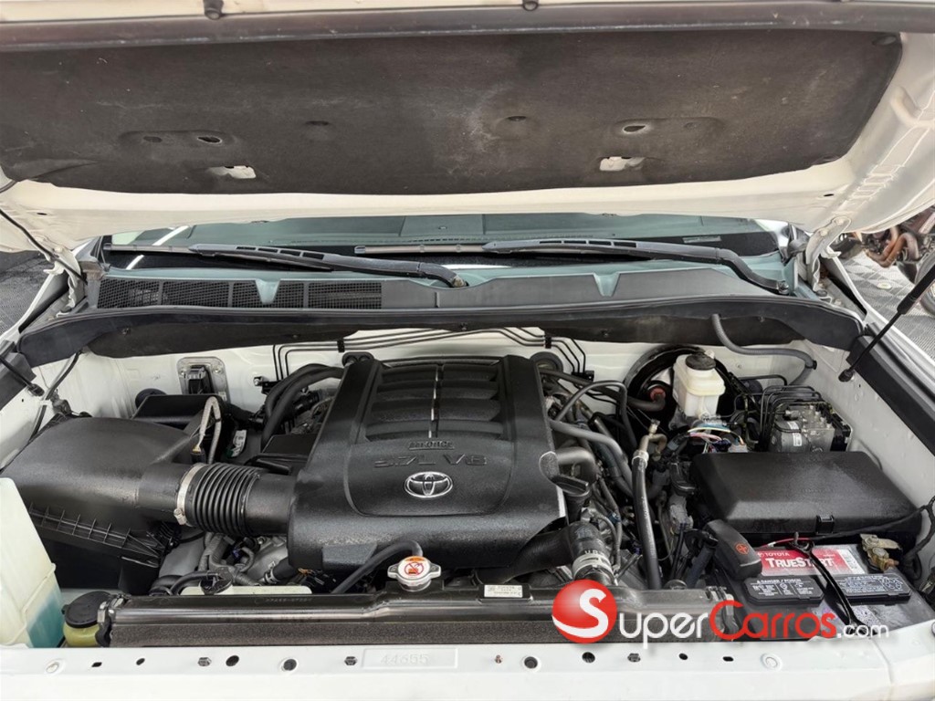 2020 Toyota Tundra SR5 — foto 12 / 12