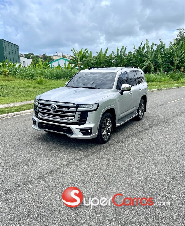 2024 Toyota Land Cruiser VXR