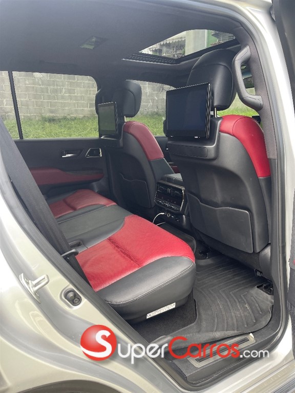 2024 Toyota Land Cruiser VXR — foto 12 / 12