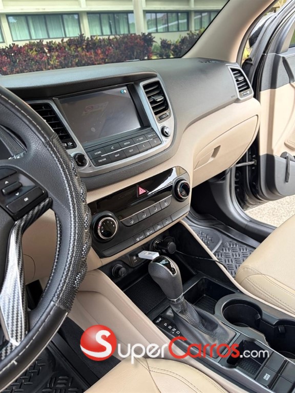 2017 Hyundai Tucson — foto 4 / 10