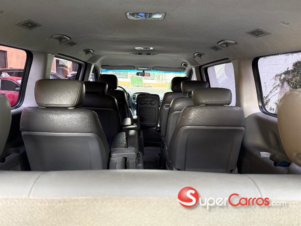 2020 Hyundai H 1 — foto 8 / 12