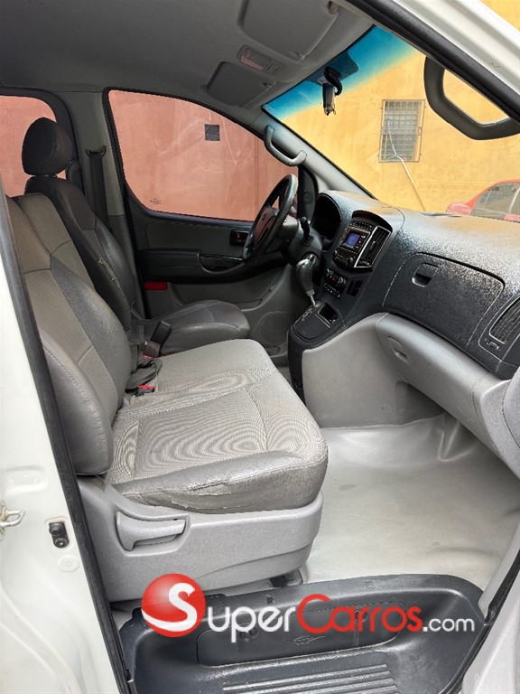 2020 Hyundai H 1 — foto 10 / 12