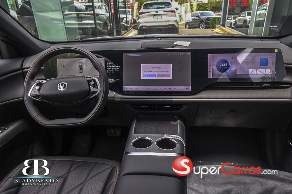 2027 Changan CS 75 Plus Elite — foto 8 / 12