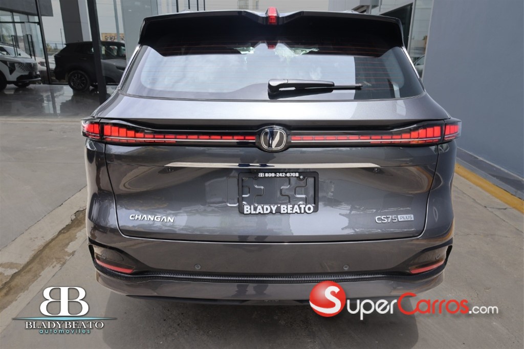 2027 Changan CS 75 Plus Elite — foto 10 / 12
