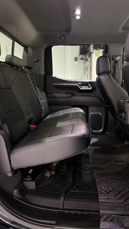 2024 Chevrolet Silverado RST Duramax — foto 7 / 12