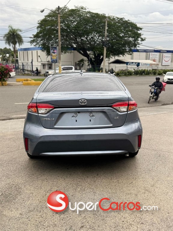 2020 Toyota Corolla SE — foto 4 / 8