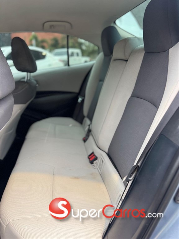 2020 Toyota Corolla SE — foto 8 / 8