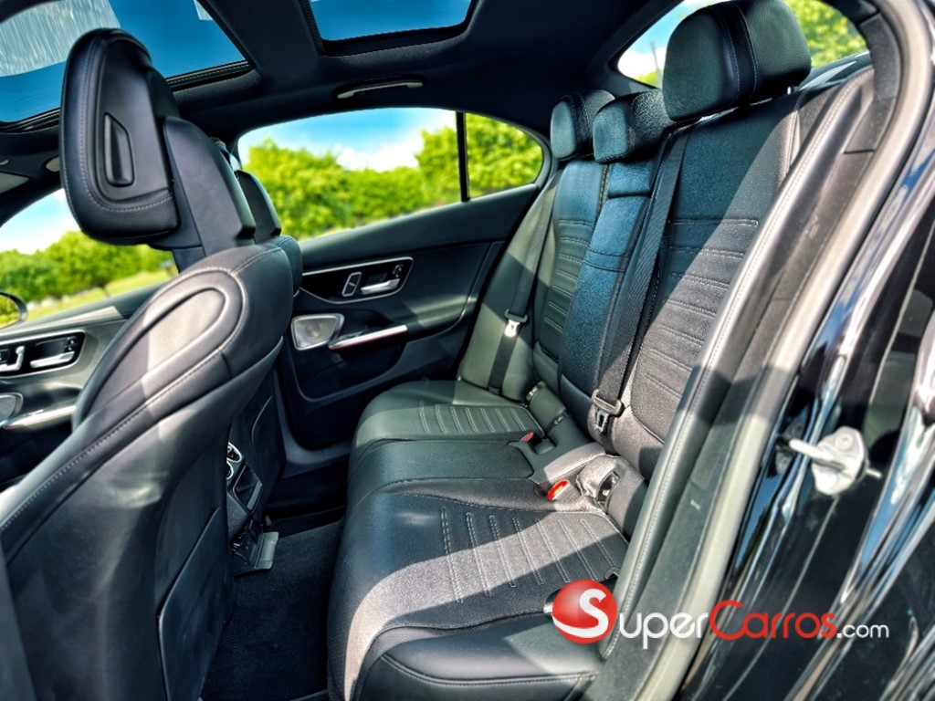 2022 Mercedes-Benz Clase C 300 4 Matic — foto 6 / 12