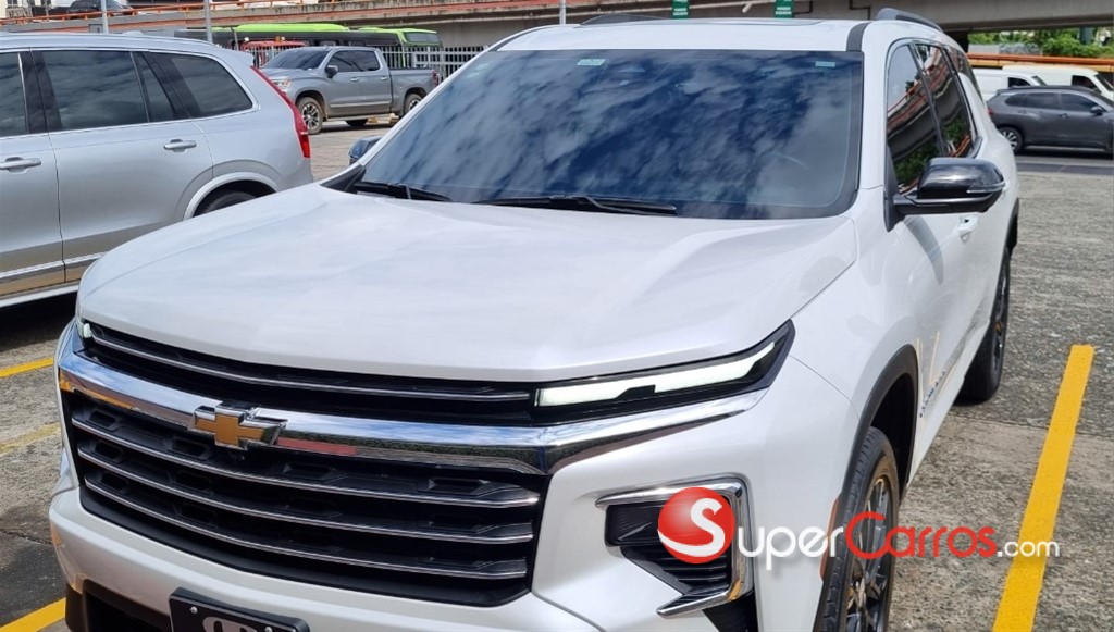 2025 Chevrolet Traverse LS