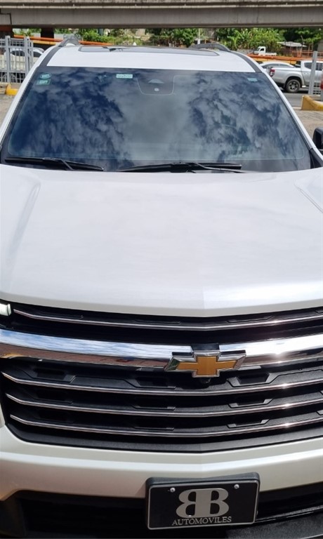 2025 Chevrolet Traverse LS — foto 2 / 12