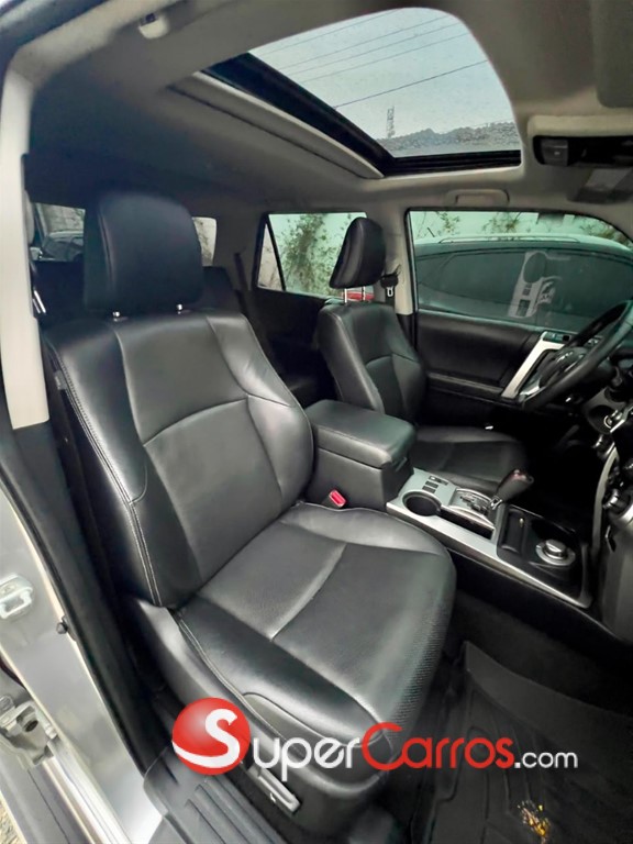 2020 Toyota 4 Runner Limited — foto 3 / 10