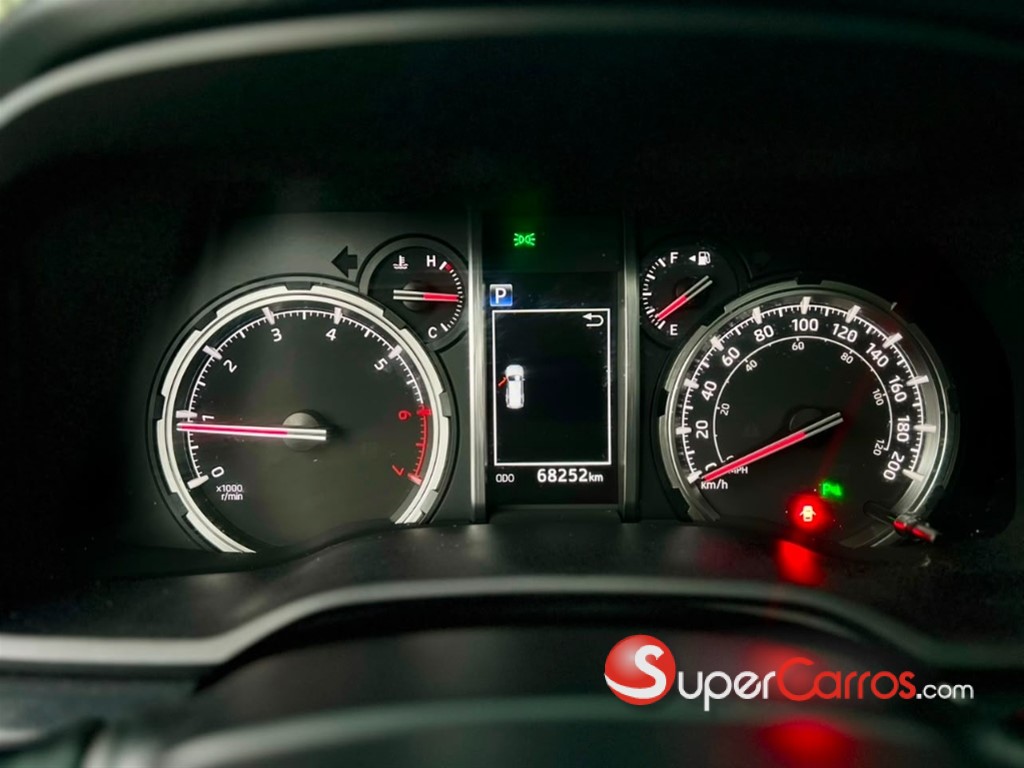 2020 Toyota 4 Runner Limited — foto 4 / 10