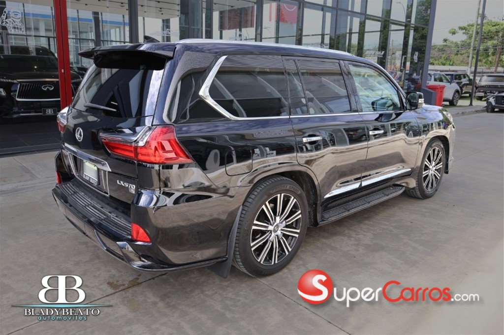 2019 Lexus LX 570 Sport — foto 7 / 12