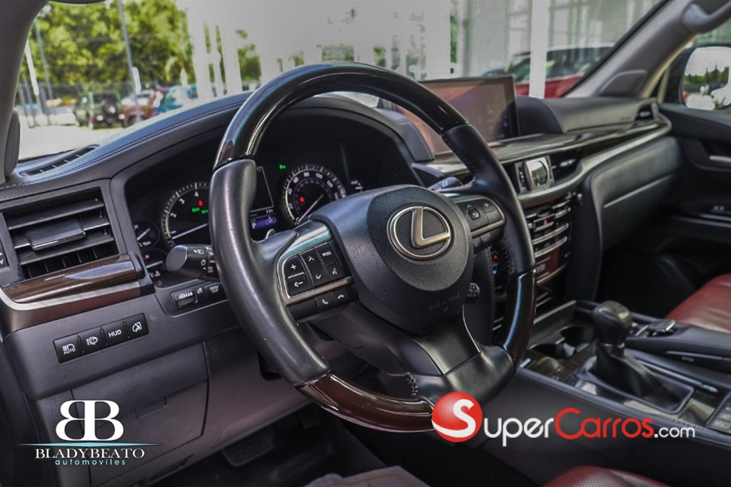 2019 Lexus LX 570 Sport — foto 10 / 12