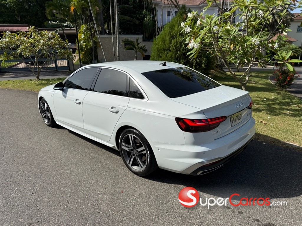 2021 Audi A4 Turbo S-Line — foto 5 / 9