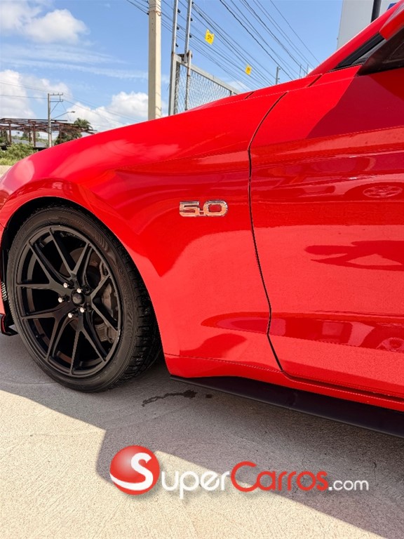 2018 Ford Mustang GT — foto 4 / 10