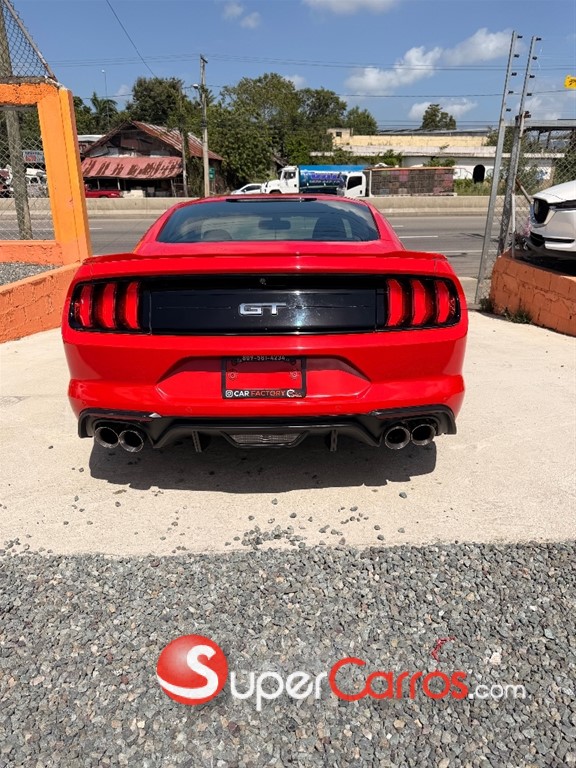 2018 Ford Mustang GT — foto 6 / 10