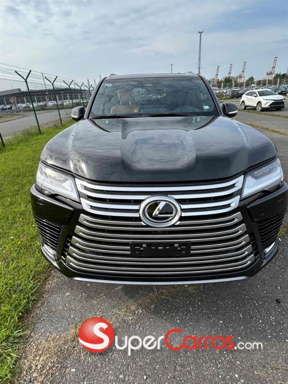 2025 Lexus LX 700 H Urban