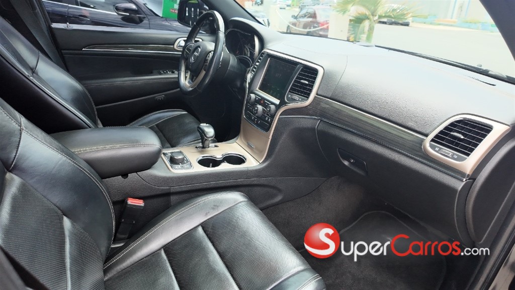 2015 Jeep Grand Cherokee Overland — foto 9 / 11