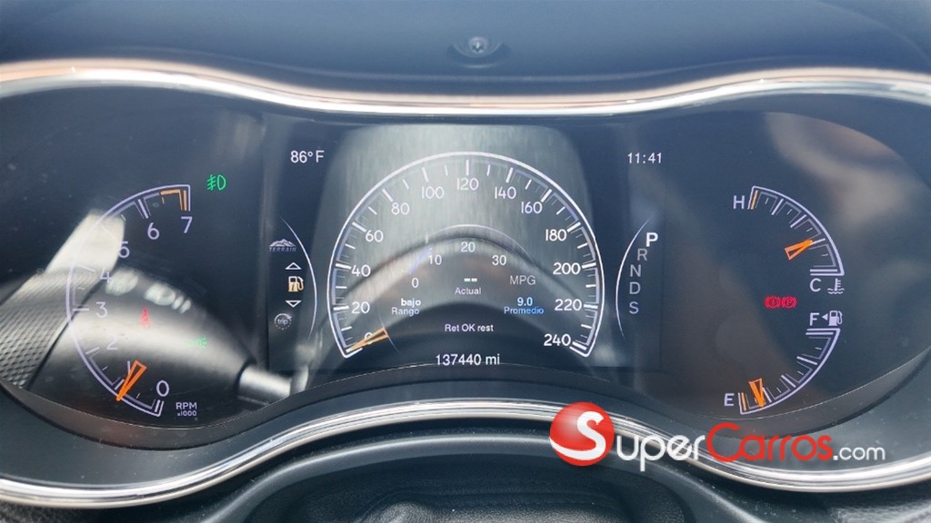 2015 Jeep Grand Cherokee Overland — foto 10 / 11
