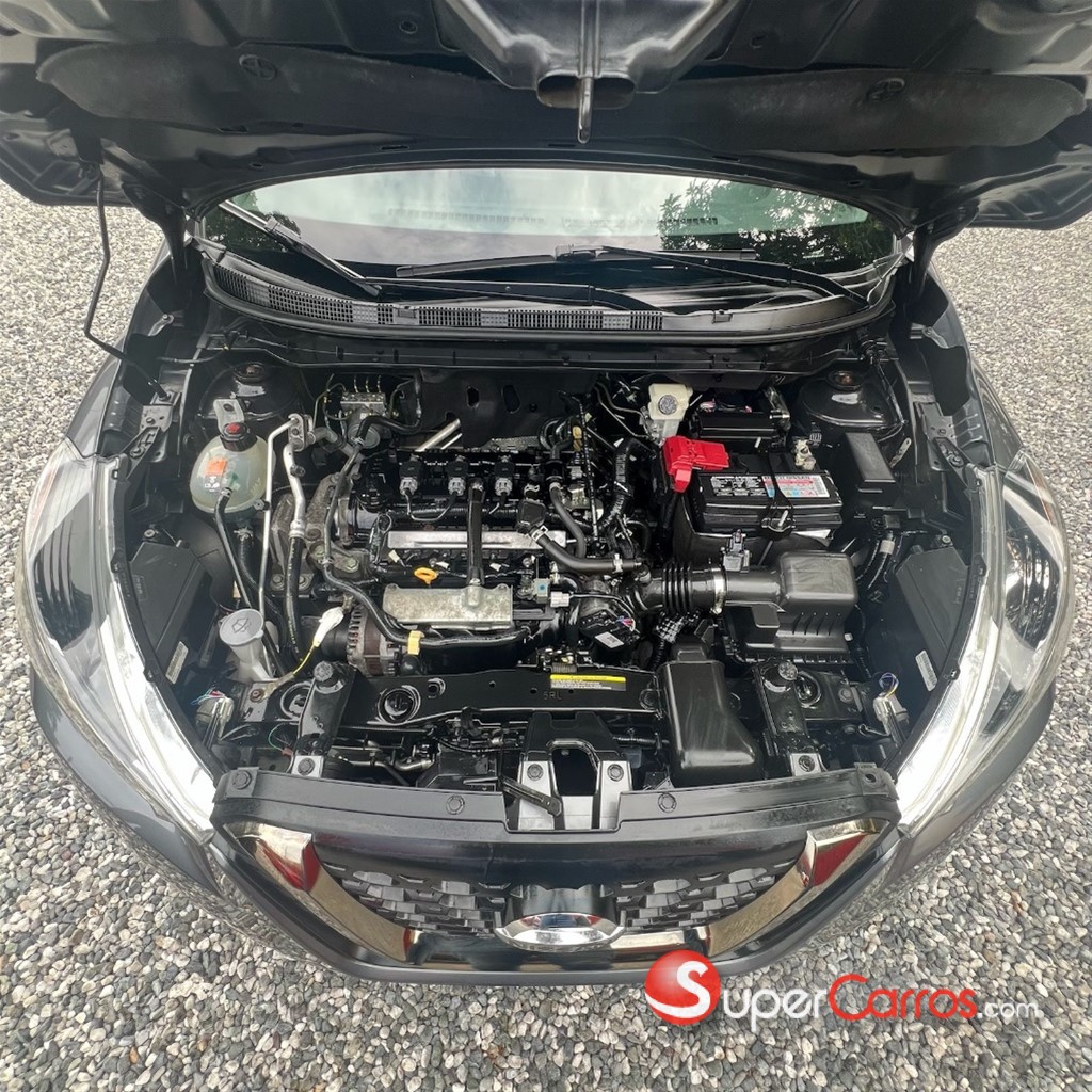 2020 Nissan Kicks SR — foto 12 / 12