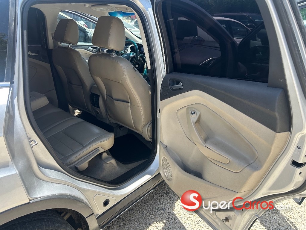2013 Ford Escape — foto 10 / 12