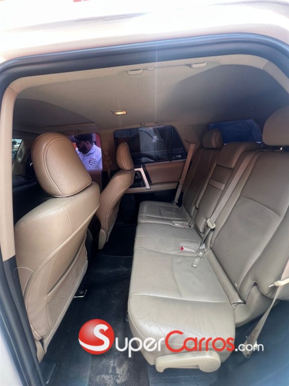 2012 Toyota 4 Runner Limited — foto 4 / 10