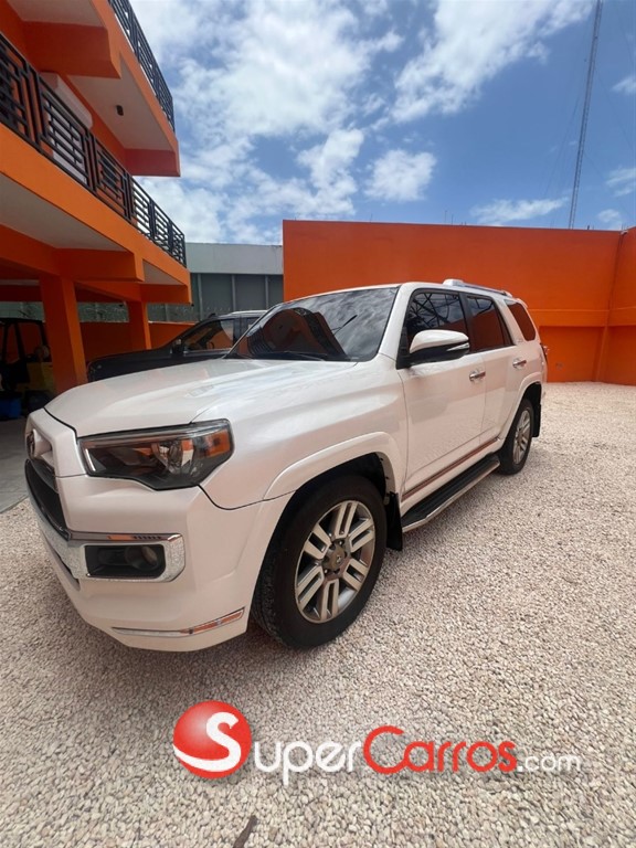 2012 Toyota 4 Runner Limited — foto 9 / 10