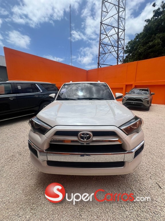 2012 Toyota 4 Runner Limited — foto 10 / 10