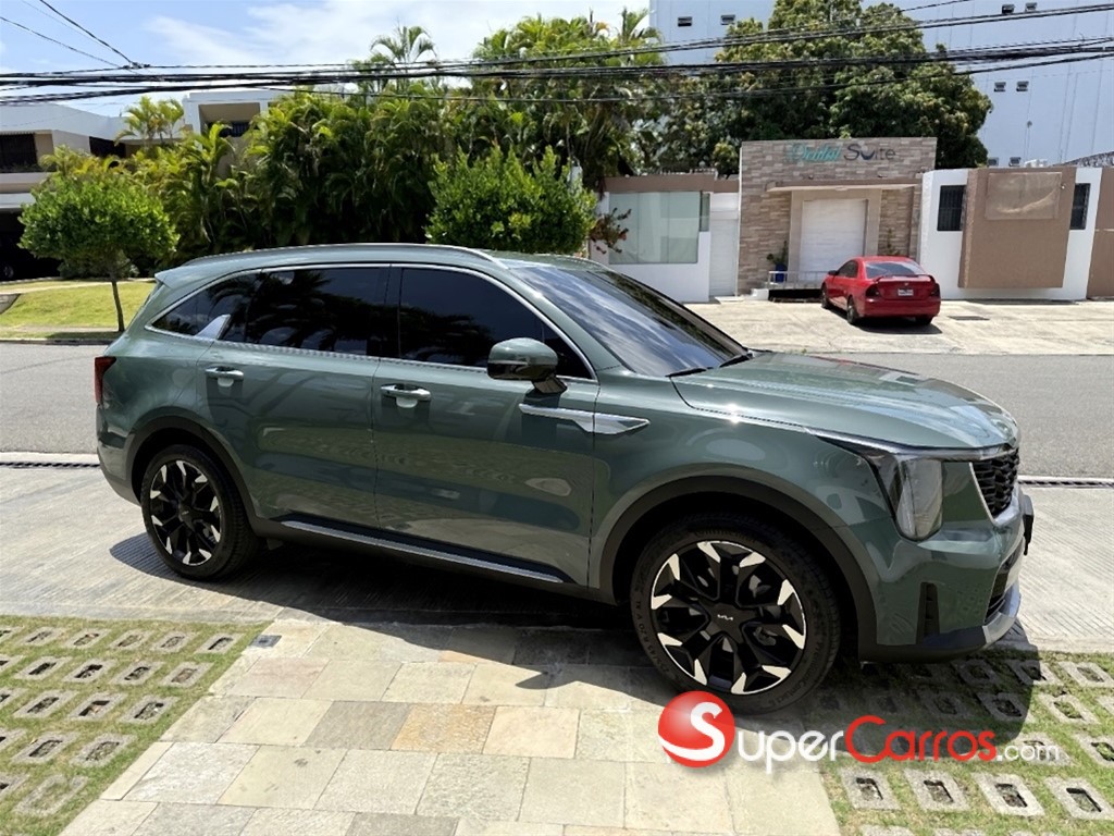 2025 Kia Sorento Luxury — foto 2 / 8