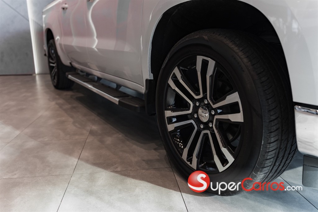 2023 Chevrolet Silverado 1500 LT Duramax — foto 3 / 12