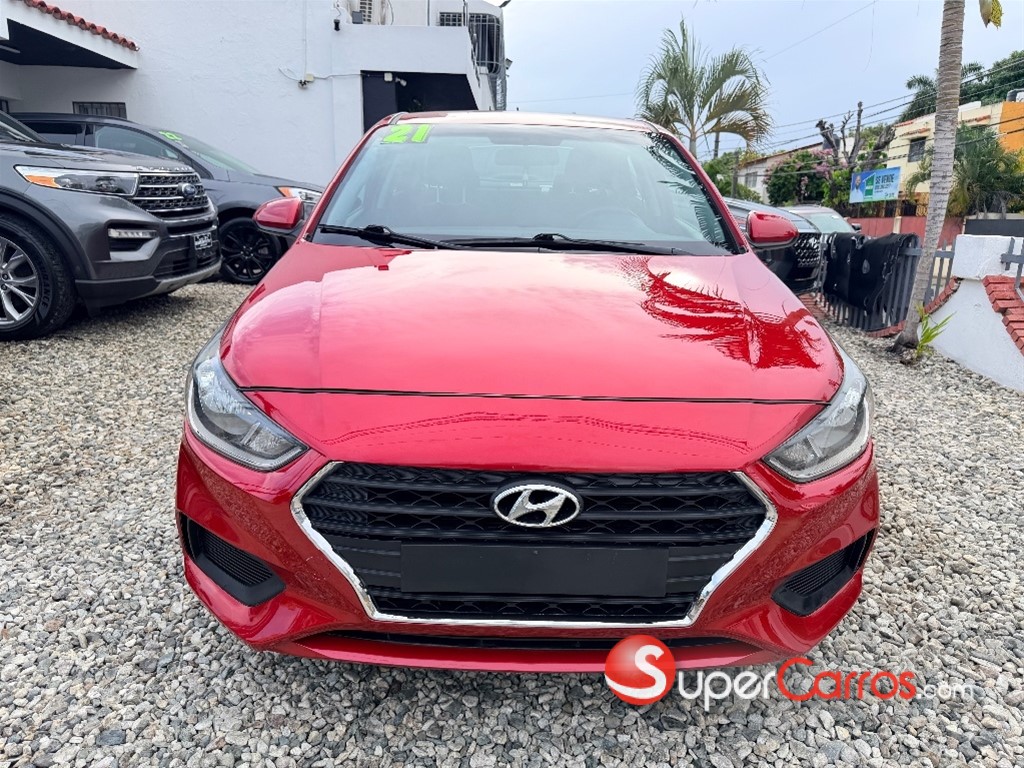 2021 Hyundai Accent — foto 5 / 12