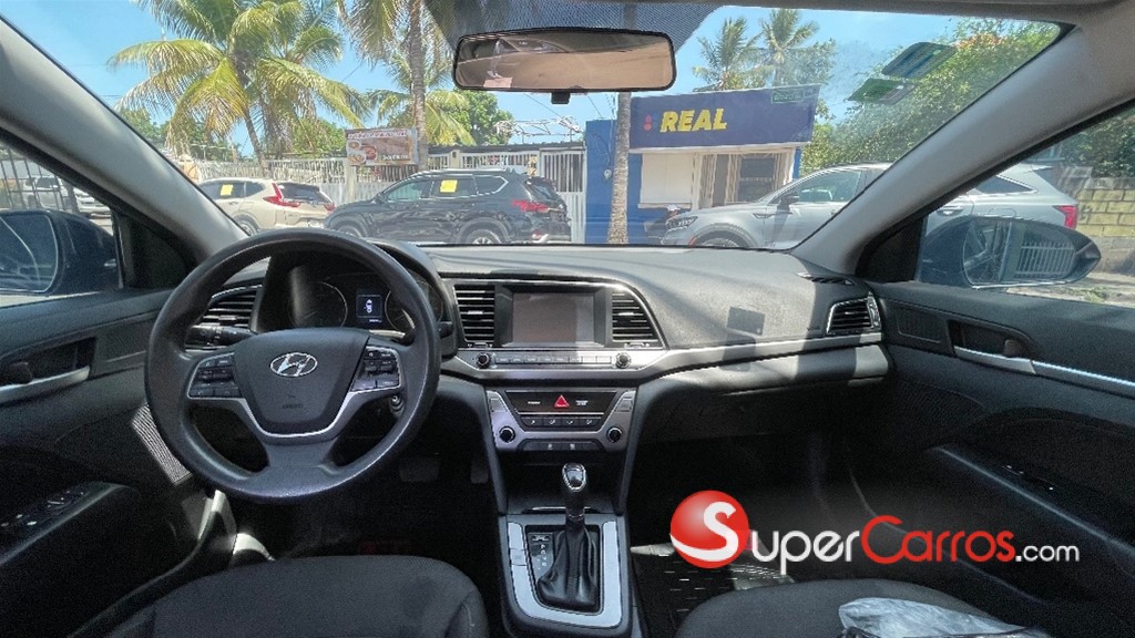 2018 Hyundai Elantra SEL — foto 8 / 12
