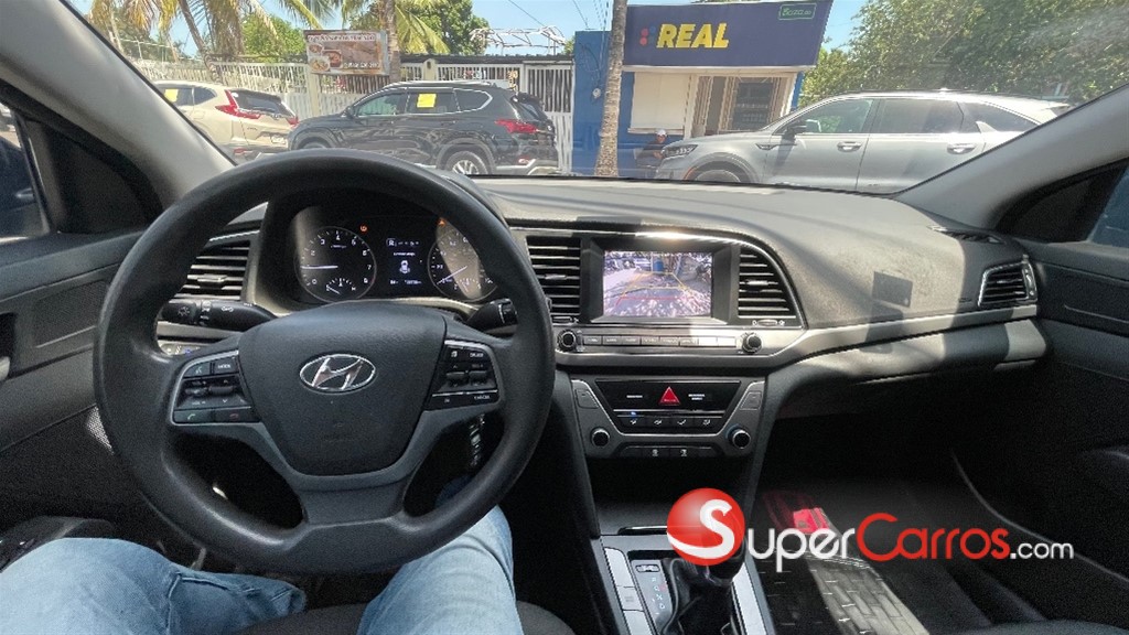 2018 Hyundai Elantra SEL — foto 9 / 12