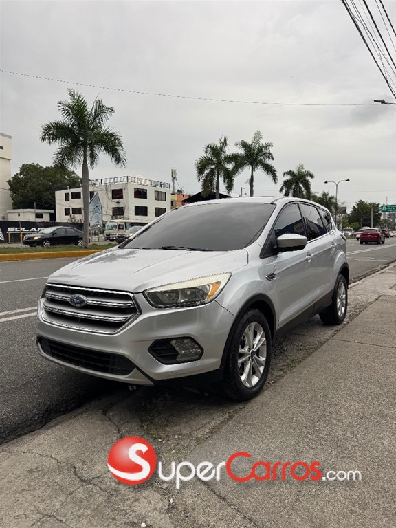 2017 Ford Escape Ecoboost — foto 5 / 10