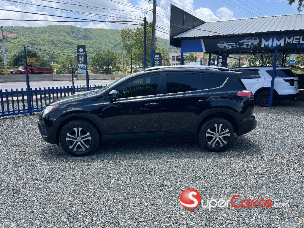2017 Toyota RAV4 SE — foto 3 / 12