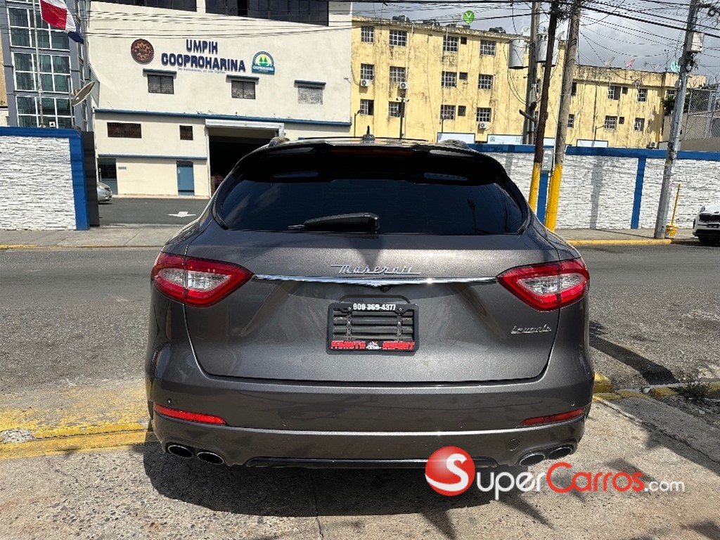 2017 Maserati Levante S — foto 5 / 12